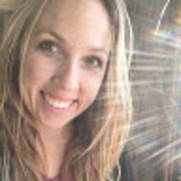 Meet your Posher, Melissa - Picture 1 of 1